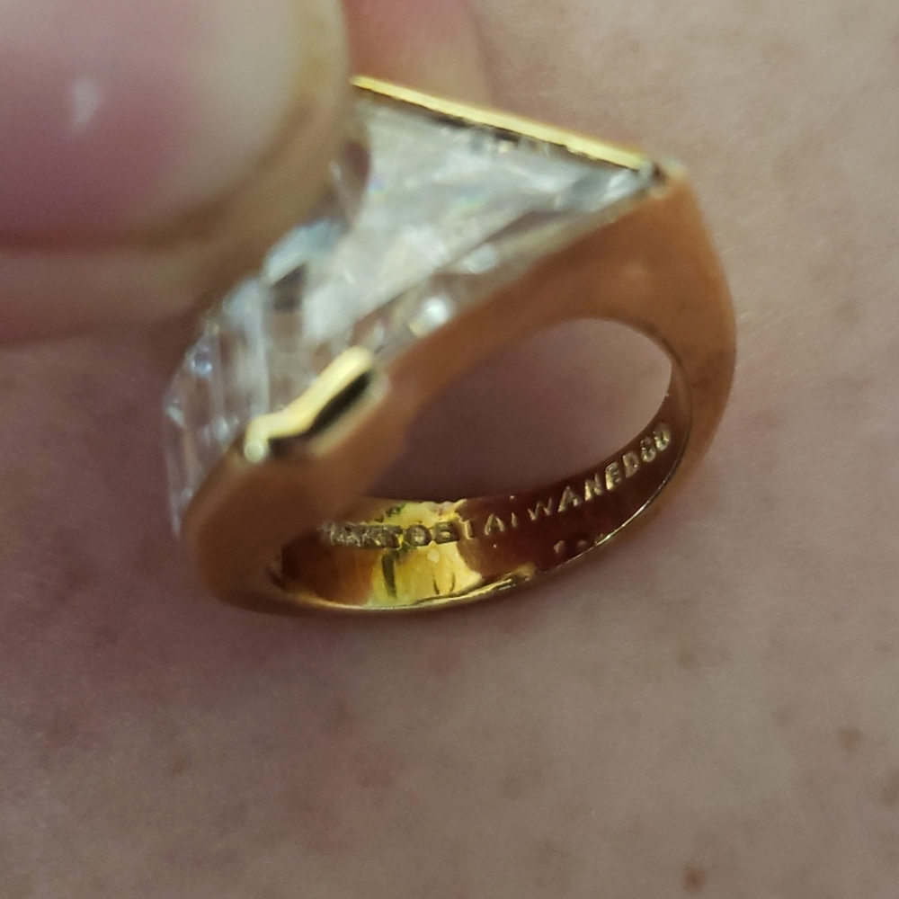Ring - Picture 4 of 5